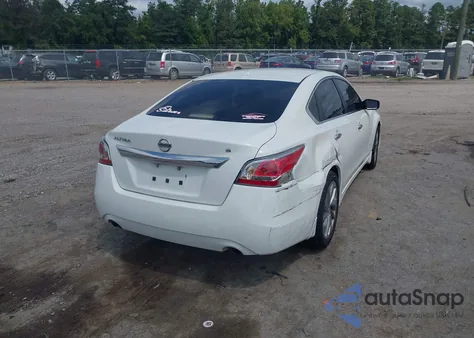 2015 Nissan Altima 2.5 S from USA, damaged, VIN 1N4AL3AP7FC429528